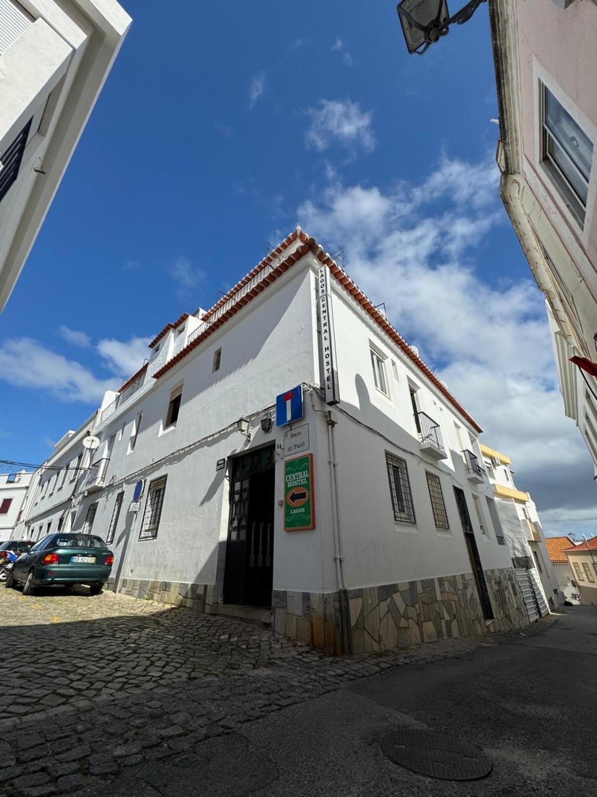 Lagos Central Hostel Экстерьер фото